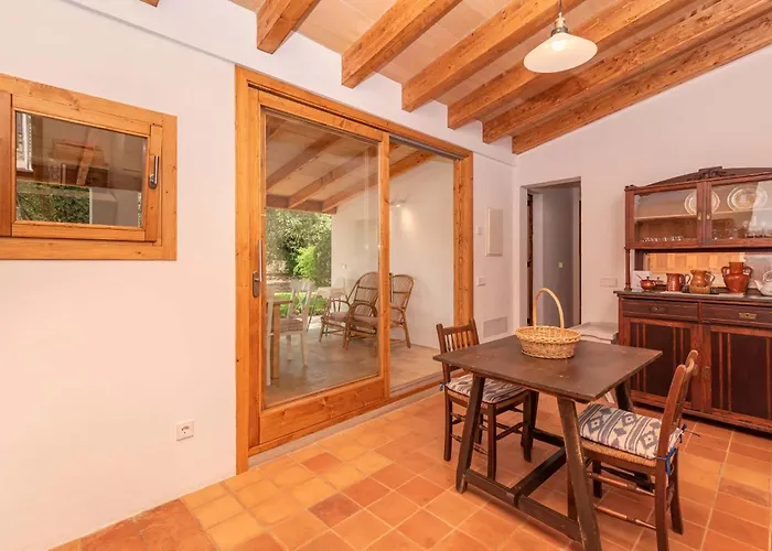 Venzala Petit By Sealand * Pollença